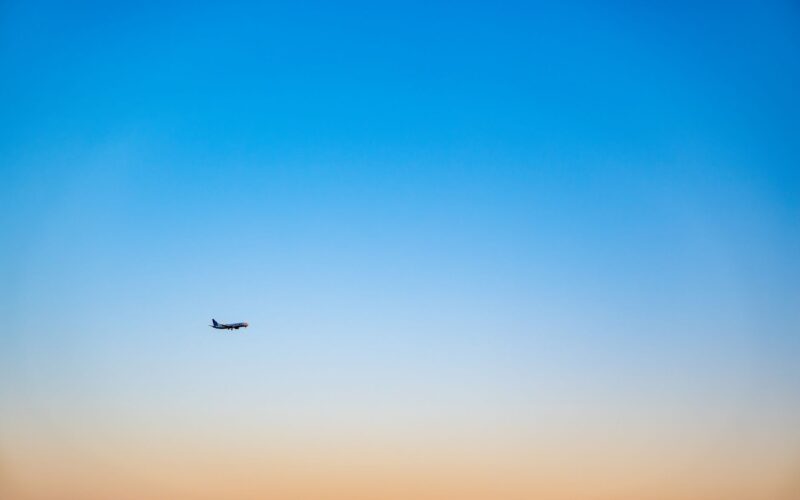 Como Achar Passagens Aéreas Baratas: 7 Estratégias Práticas