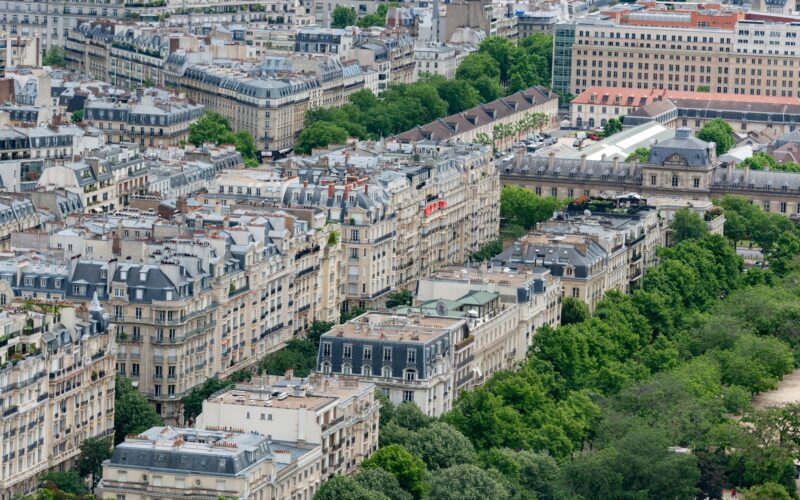 Onde Ficar em Paris: Melhores Hotéis por Bairro e Orçamento
