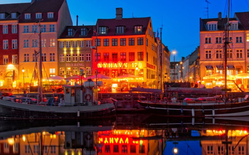 Roteiro Copenhague: Nyhavn, Design e a Cidade Mais Feliz do Mundo